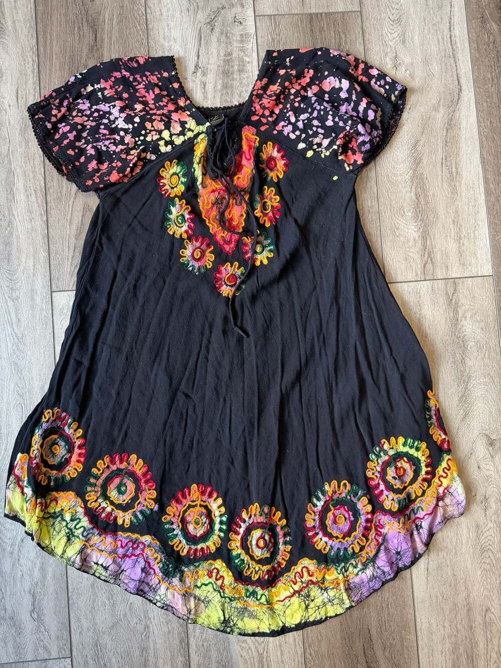 A2 India Fashion Dress Free Size Black Floral Embroidered Boho
